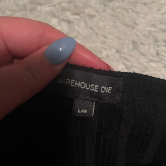 Black halter top - Picture 3 of 3